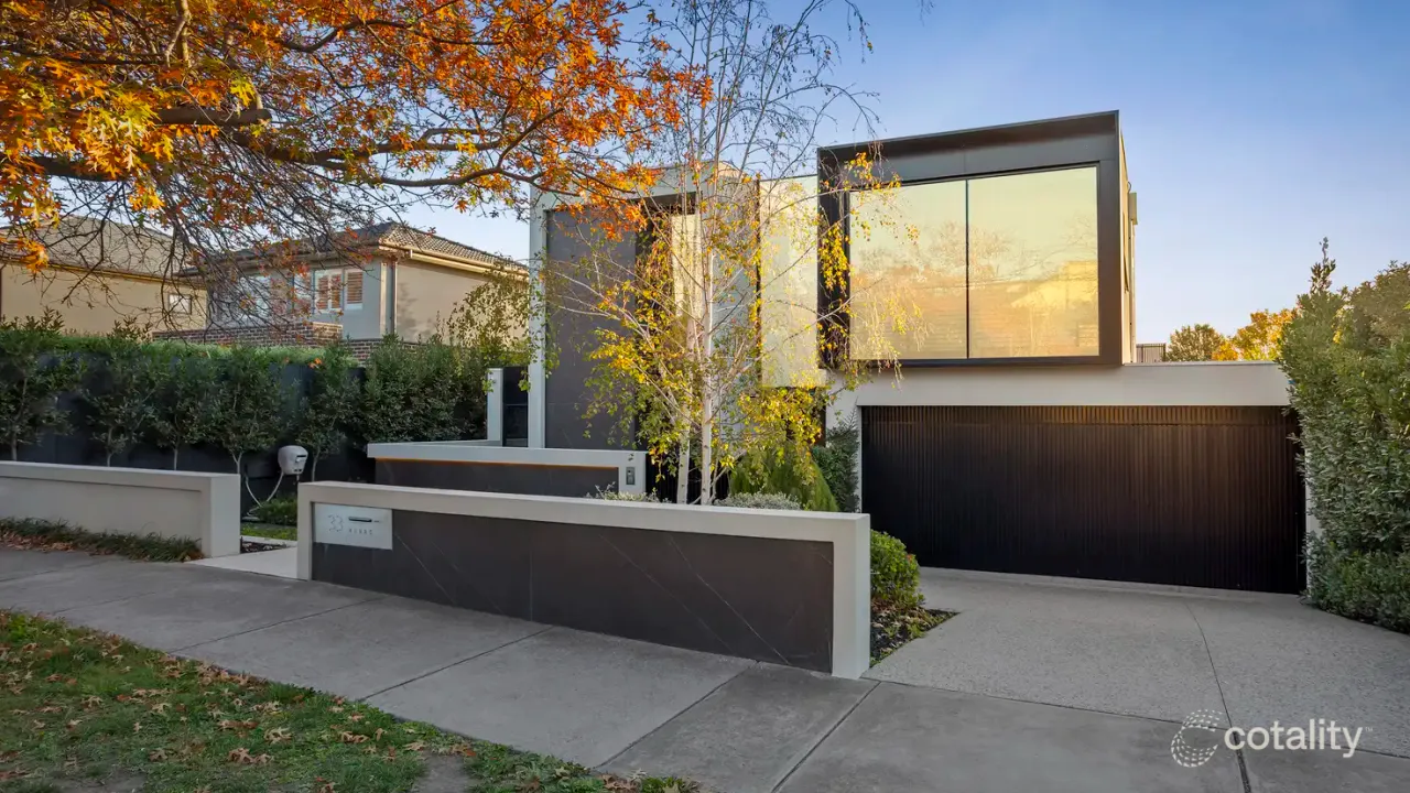 4-bedroom house at 33 Munro Street, Kew East, VIC 3102, Boroondara, Victoria