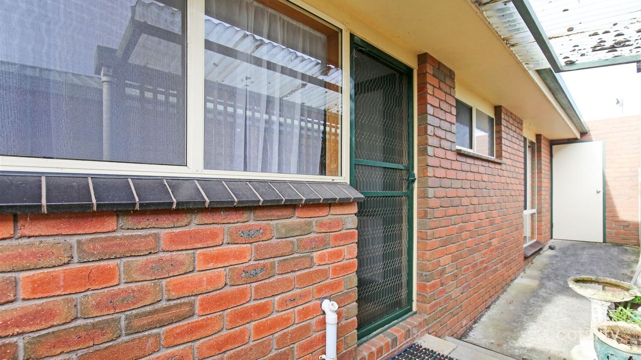 2-bedroom unit at 6/2 Conway Street, Leongatha, VIC 3953, South Gippsland, Victoria