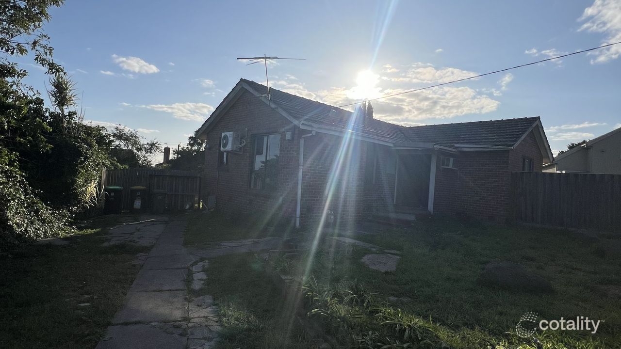 3-bedroom house at 1 Biltris Court, Jacana, VIC 3047, Hume Council, Victoria