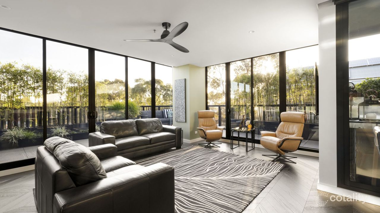 3-bedroom unit at 204/382 Burwood Road, Hawthorn, VIC 3122, Boroondara Council, Victoria