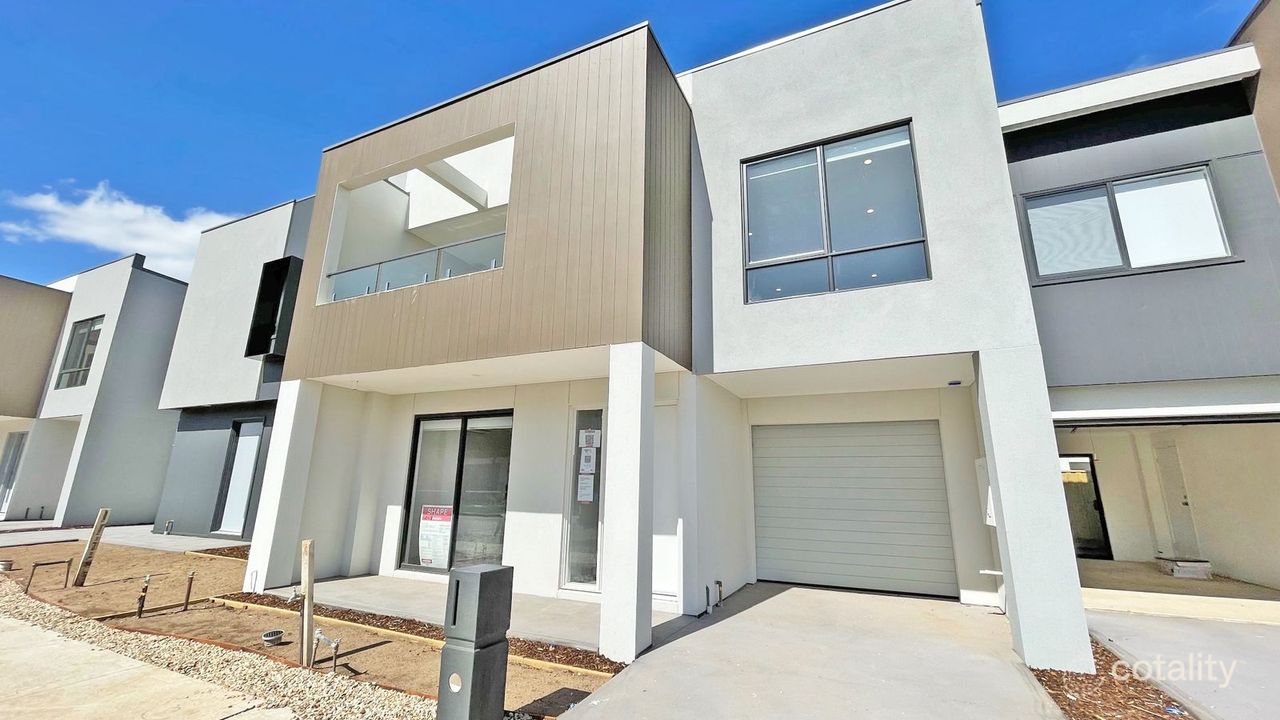 2-bedroom unit at 4 Cetona Street, Fraser Rise, VIC 3336, Melton, Victoria