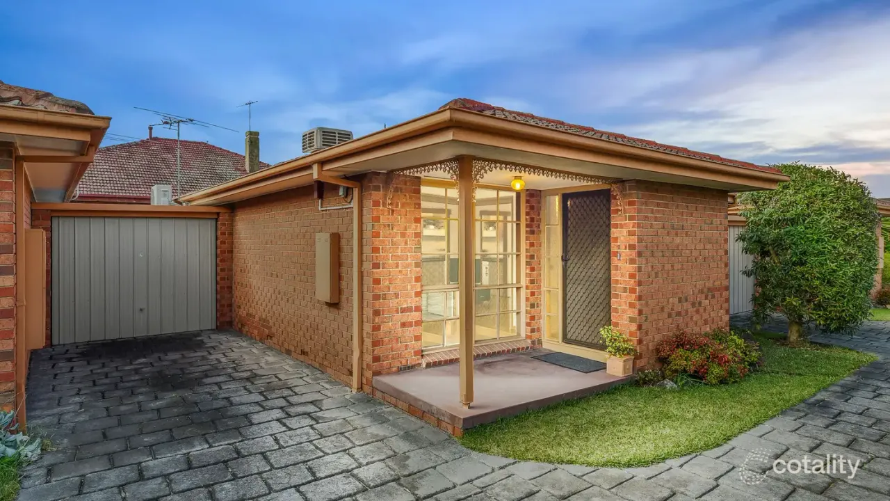 2-bedroom unit at 2/98-100 Neville Street, Carnegie, VIC 3163, Glen Eira, Victoria