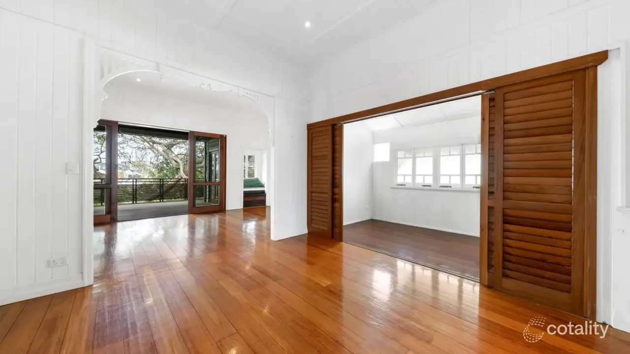 3-bedroom house at 14 Rosary Crescent, Highgate Hill, QLD 4101, Brisbane, Queensland