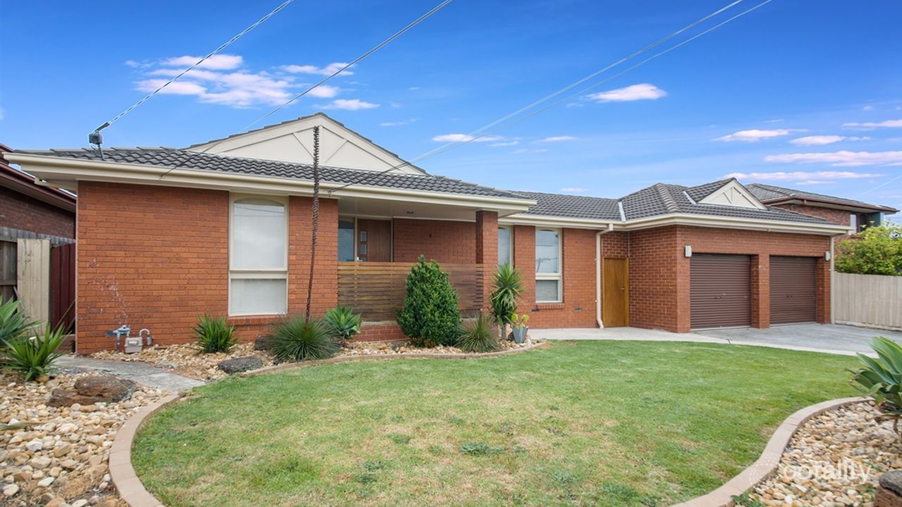 4-bedroom house at 4 Newlands Court, Clarinda, VIC 3169, Kingston (Vic.), Victoria