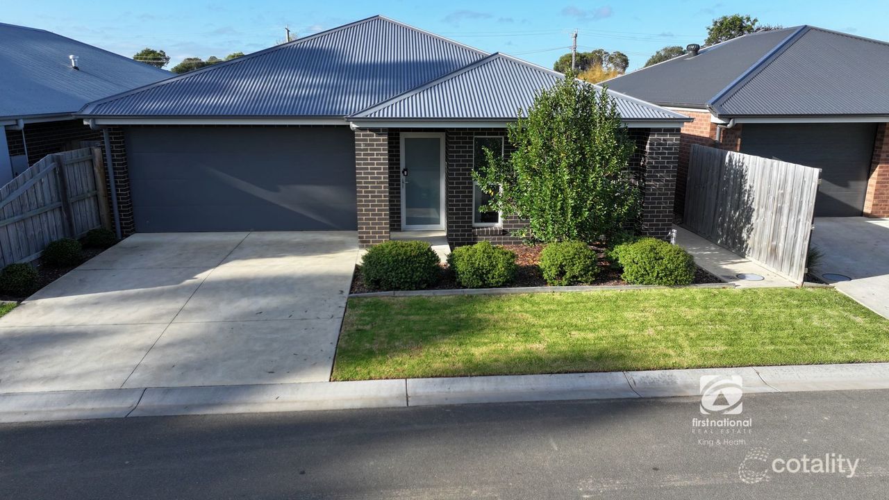 3-bedroom house at 10 Bryan Place, East Bairnsdale, VIC 3875, East Gippsland Council, Victoria