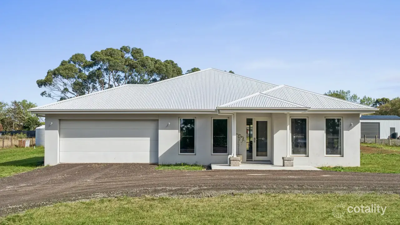4-bedroom house at 44 Mills Road, Cobden, VIC 3266, Corangamite, Victoria