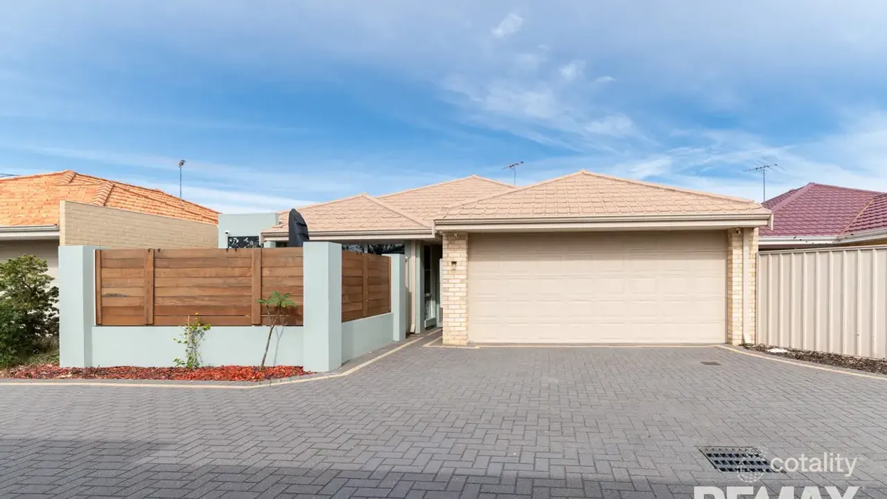 4-bedroom unit at 4/76 Harden Park Trail, Carramar, WA 6031, Wanneroo, Western Australia