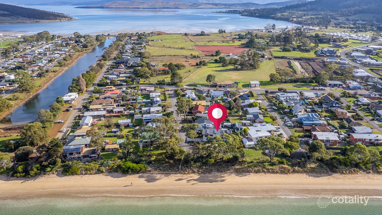 5-bedroom house at 1 Cabarita Street, Lauderdale, TAS 7021, Clarence, Tasmania