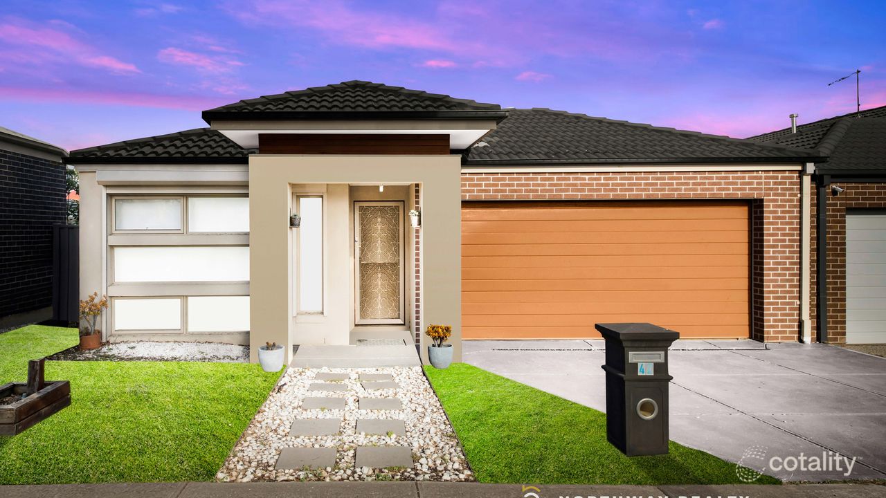 4-bedroom house at 42 City Vista Court, Fraser Rise, VIC 3336, Melton, Victoria