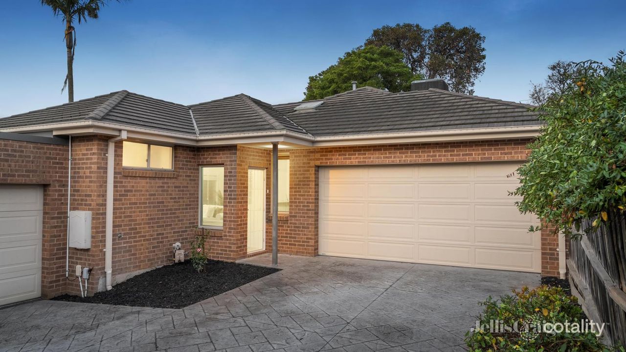 3-bedroom unit at 2/54 Panoramic Grove, Glen Waverley, VIC 3150, Monash Council, Victoria