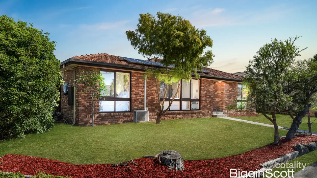 3-bedroom unit at 1/24 Rob Roy Street, Glen Waverley, VIC 3150, Monash Council, Victoria