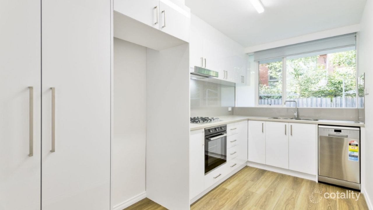 2-bedroom unit at 3/209-213 Maribyrnong Road, Ascot Vale, VIC 3032, Moonee Valley, Victoria