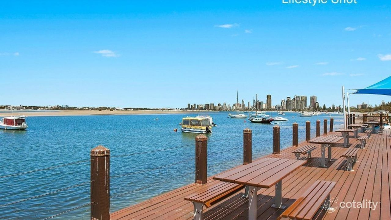3-bedroom unit at 4/28 Parker Street, Labrador, QLD 4215, Gold Coast, Queensland