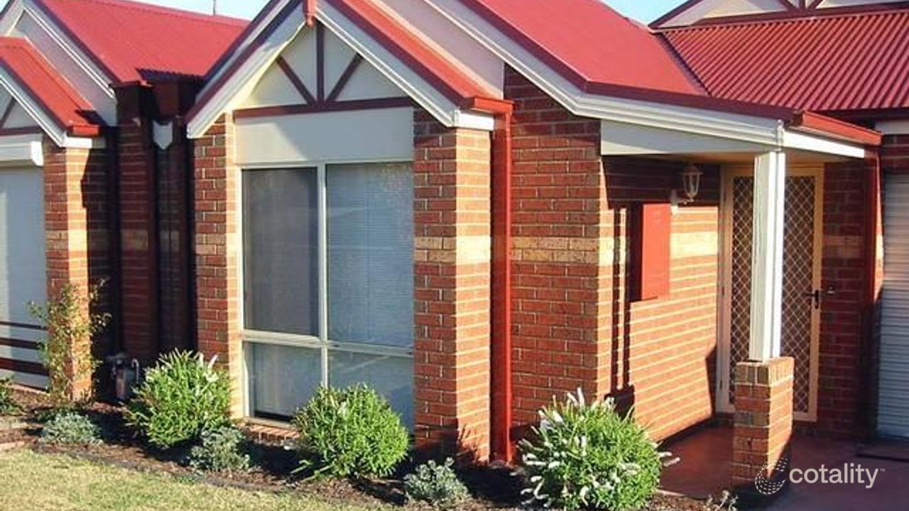 3-bedroom house at 31 John Fisher Drive, Berwick, VIC 3806, Casey Council, Victoria