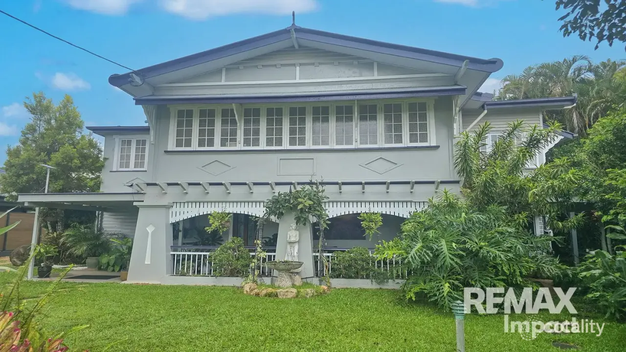 7-bedroom house at 32 Victoria Street, Atherton, QLD 4883, Tablelands, Queensland