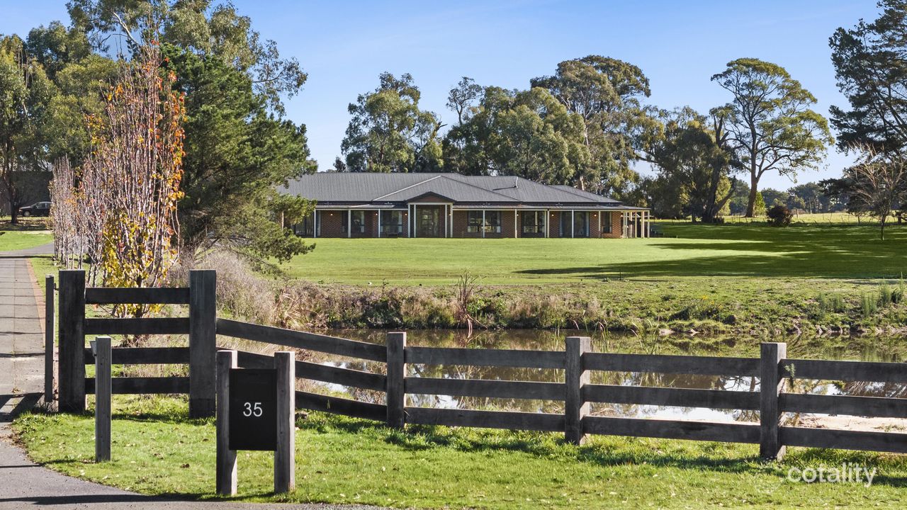 4-bedroom house at 35 Parkes Drive, Kyneton, VIC 3444, Macedon Ranges, Victoria
