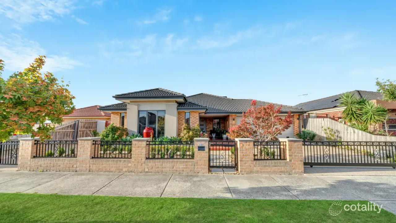 4-bedroom house at 10 Lorikeet Court, Pakenham, VIC 3810, Cardinia Council, Victoria