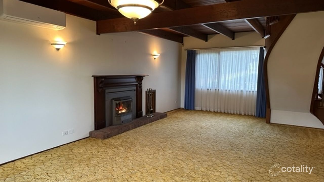 5-bedroom house at 9 Moril Avenue, Mount Riverview, NSW 2774, Blue Mountains Council, New South Wales