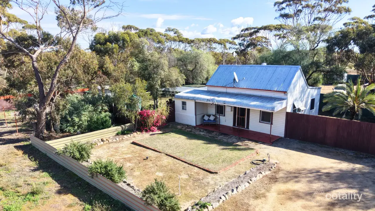 3-bedroom house at Lot 100 Leake Street, Doodlakine, WA 6411, Kellerberrin, Western Australia