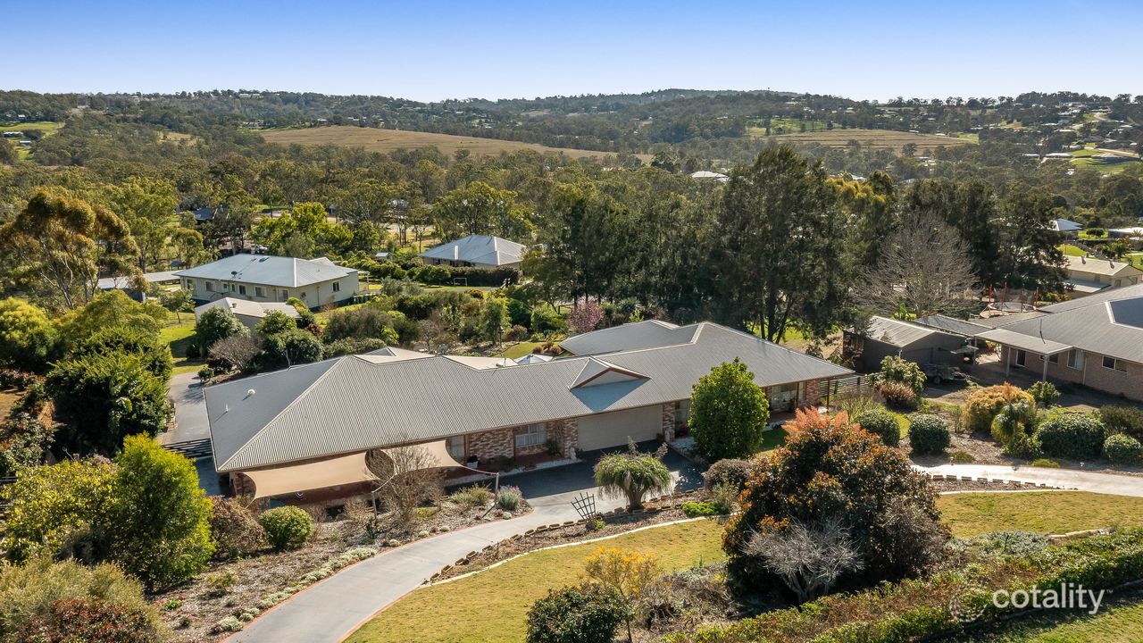 5-bedroom house at 32 Freyling Road, Hodgson Vale, QLD 4352, Toowoomba, Queensland