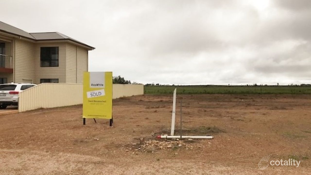 4-bedroom house at 4 Rupara Road, North Beach, SA 5556, Copper Coast, South Australia