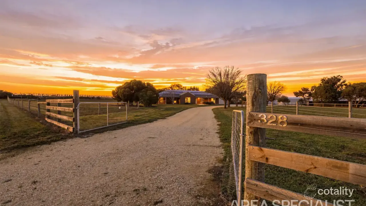 4-bedroom house at 328 Cowanna Avenue, Merbein, VIC 3505, Mildura, Victoria