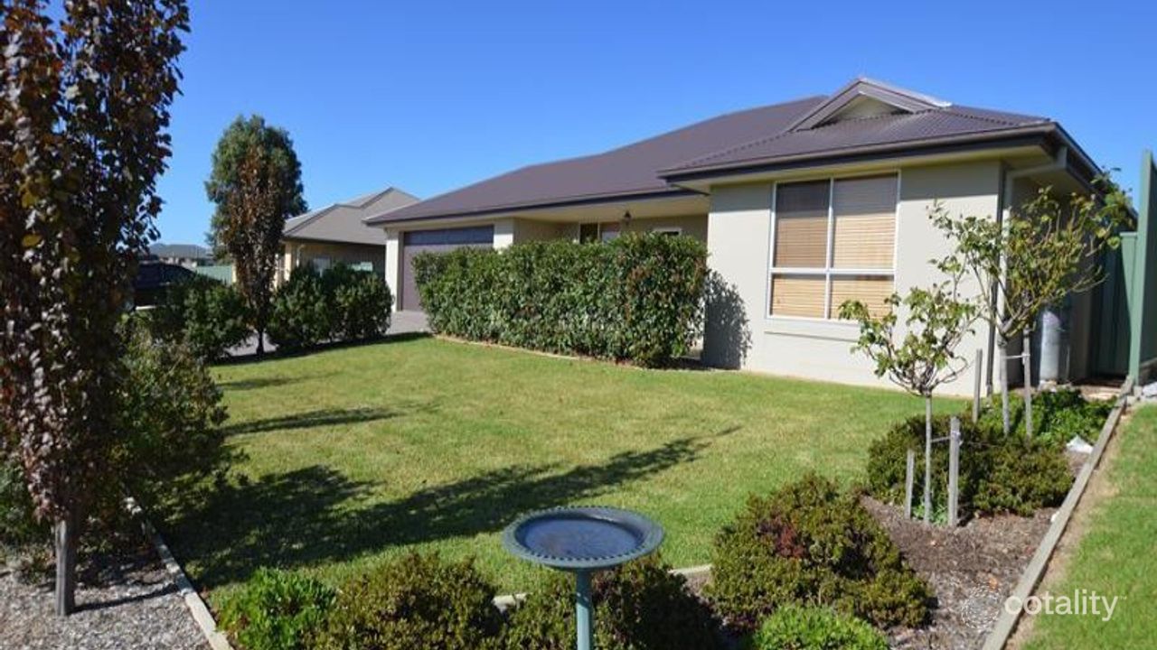4-bedroom house at 88 White Circle, Mudgee, NSW 2850, Mid-Western, New South Wales