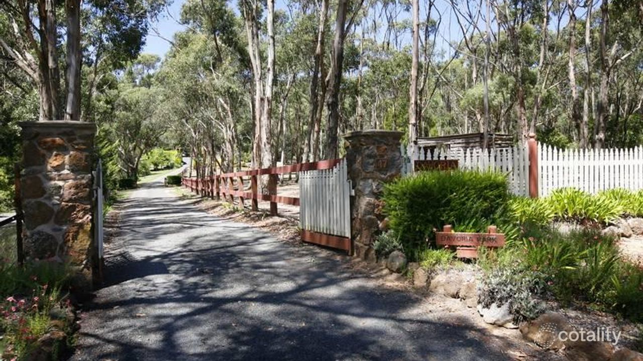 4-bedroom unit at 47 Lowry Drive, Woodend, VIC 3442, Macedon Ranges Council, Victoria