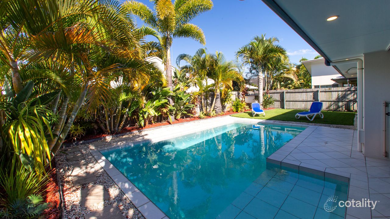 3-bedroom house at 32 Veerings Crescent, Twin Waters, QLD 4564, Sunshine Coast, Queensland