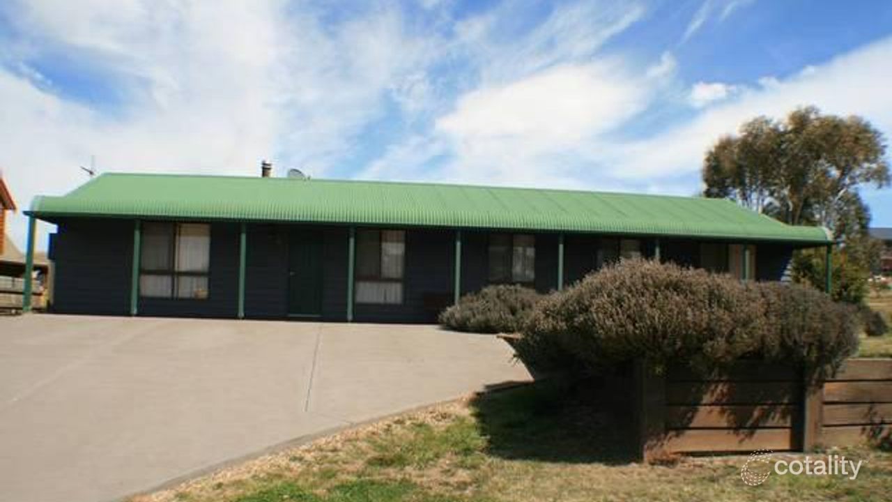 4-bedroom house at 28 Mitchell Circuit, Jindabyne, NSW 2627, Snowy Monaro, New South Wales