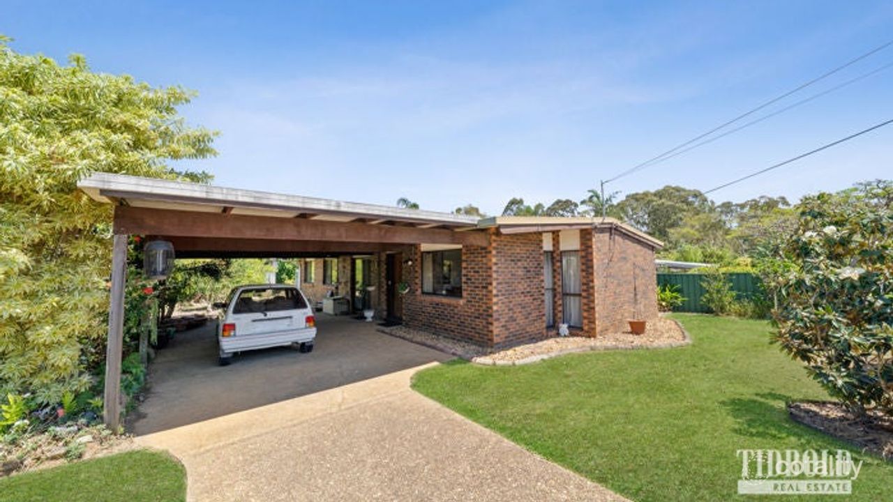 3-bedroom house at 4 Fleet Street, Birkdale, QLD 4159, Redland, Queensland