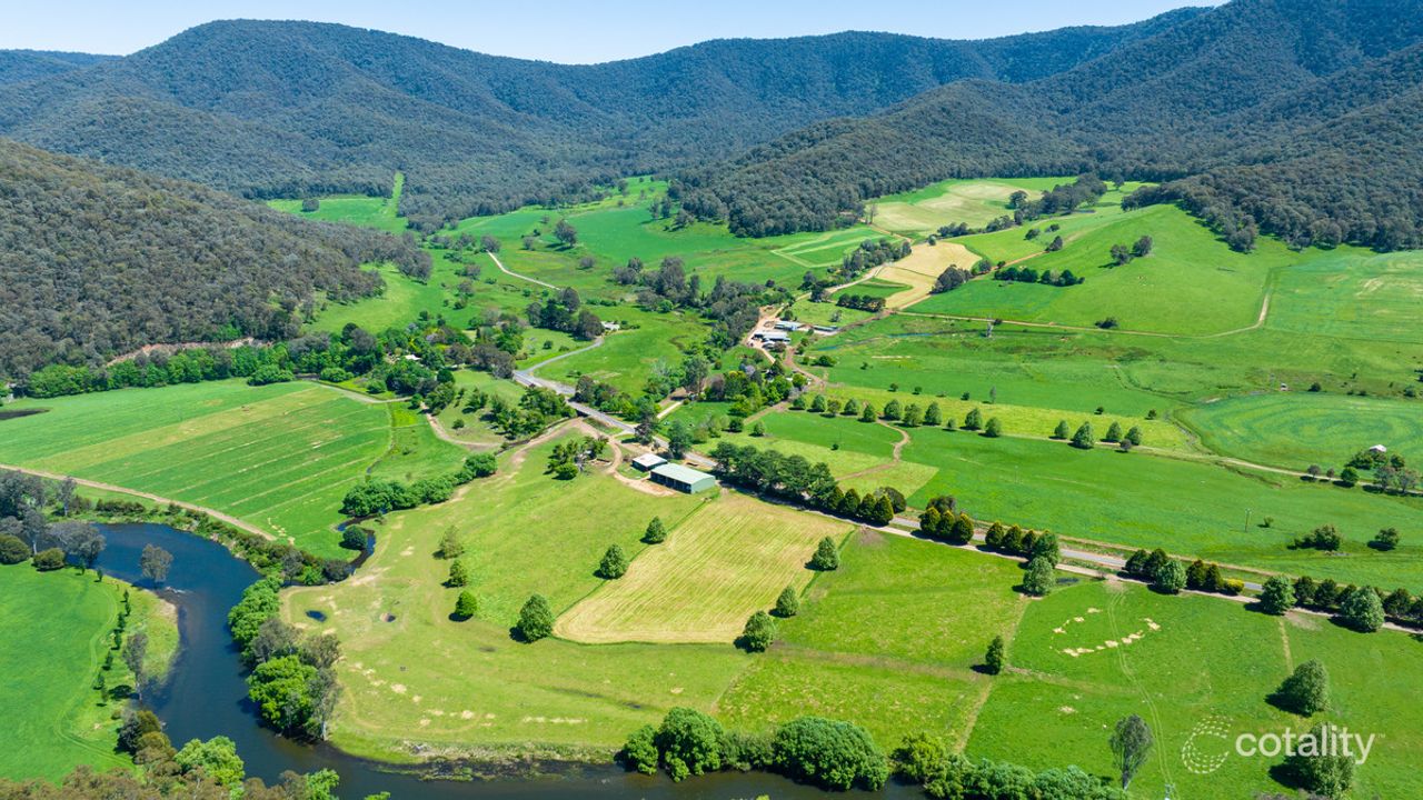 4-bedroom house at 3082 Omeo Highway, Tallandoon, VIC 3701, Towong Council, Victoria