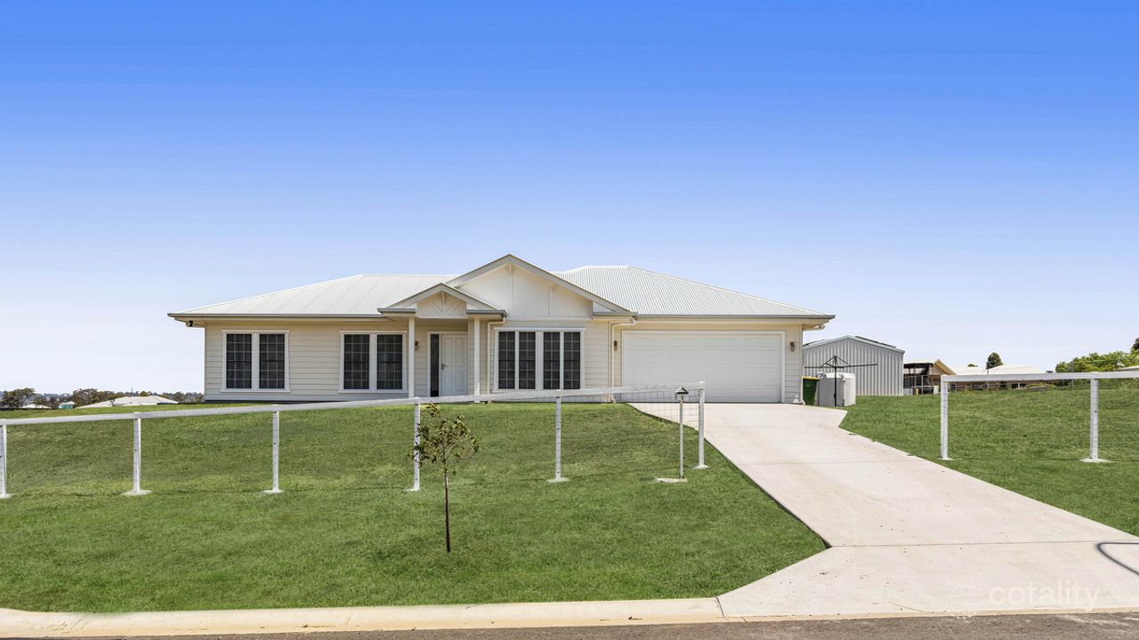 4-bedroom house at 1 Daintree Crescent, Meringandan West, QLD 4352, Toowoomba Council, Queensland