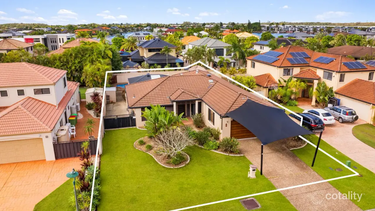 4-bedroom house at 17 Grande Terrace, Helensvale, QLD 4212, Gold Coast Council, Queensland