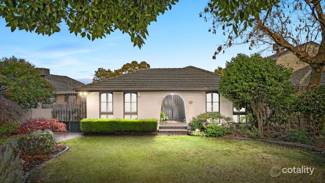 4-bedroom house at 8 Chartwell Drive, Wantirna, VIC 3152, Knox Council, Victoria