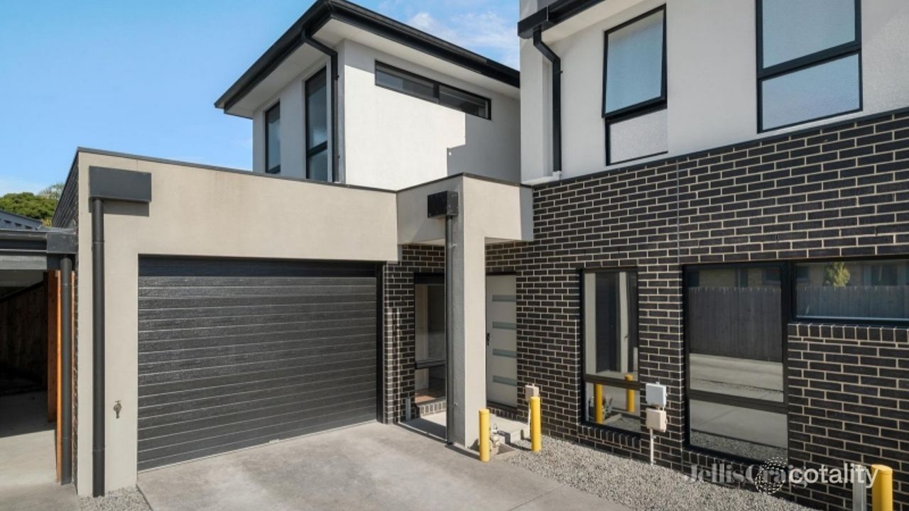 2-bedroom unit at 2/27 Diane Crescent, Mooroolbark, VIC 3138, Yarra Ranges Council, Victoria