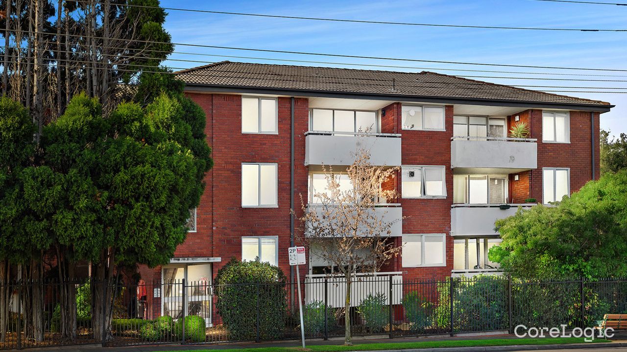 2-bedroom unit at 2/60 Princess Street, Boroondara Council, Victoria