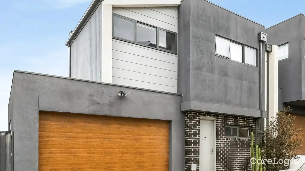 3-bedroom unit at 7/44 Surrey Drive, Moonee Valley Council, Victoria
