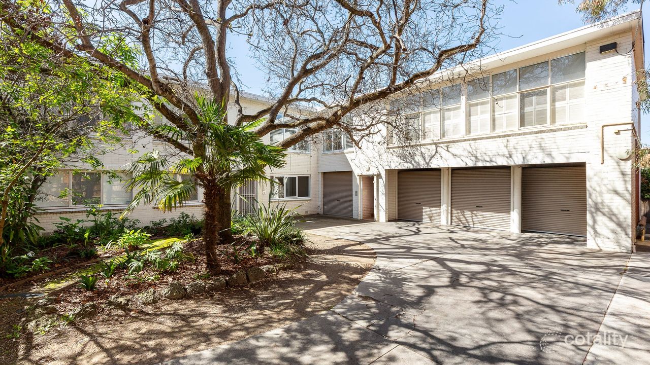1-bedroom unit at 3/33 Dickens Street, Elwood, VIC 3184, Port Phillip, Victoria