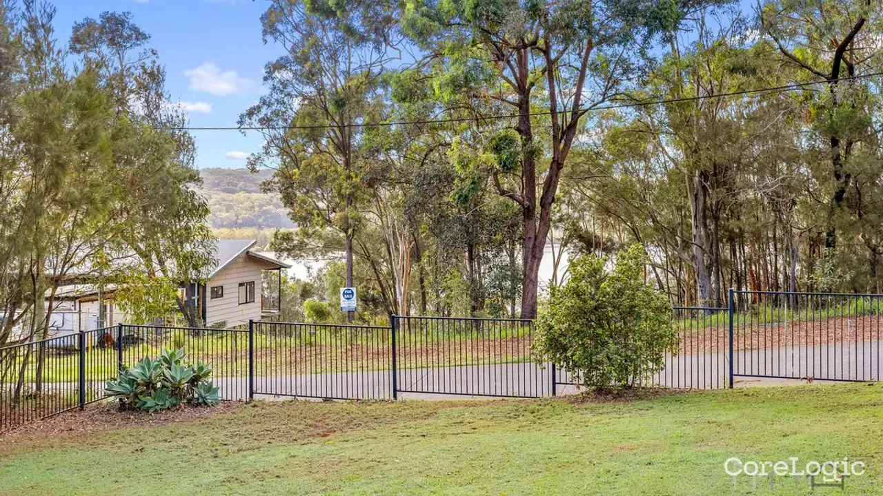 3-bedroom house at 128 Wahine Drive, Redland Council, Queensland