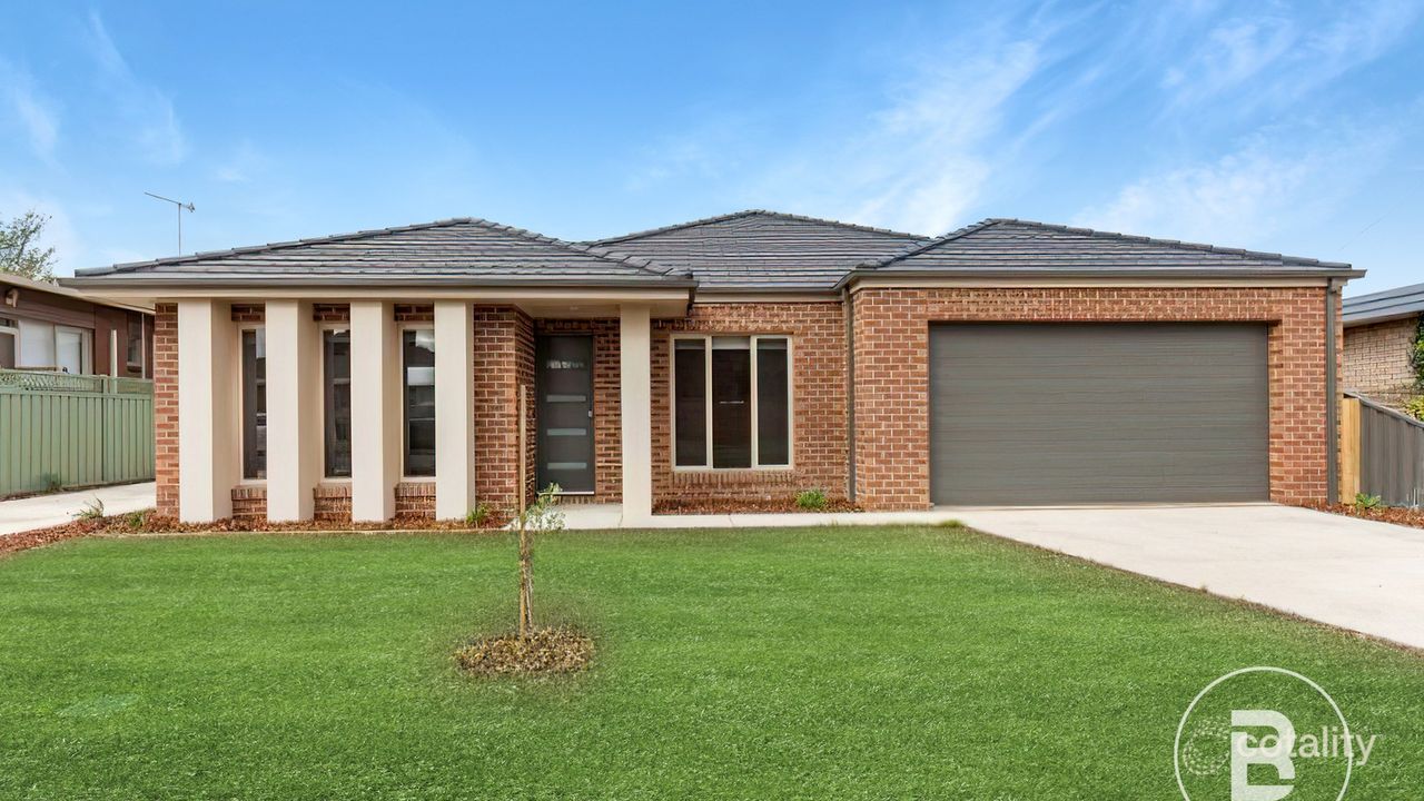 3-bedroom unit at 1/21 Kallioota Street, Alfredton, VIC 3350, Ballarat, Victoria