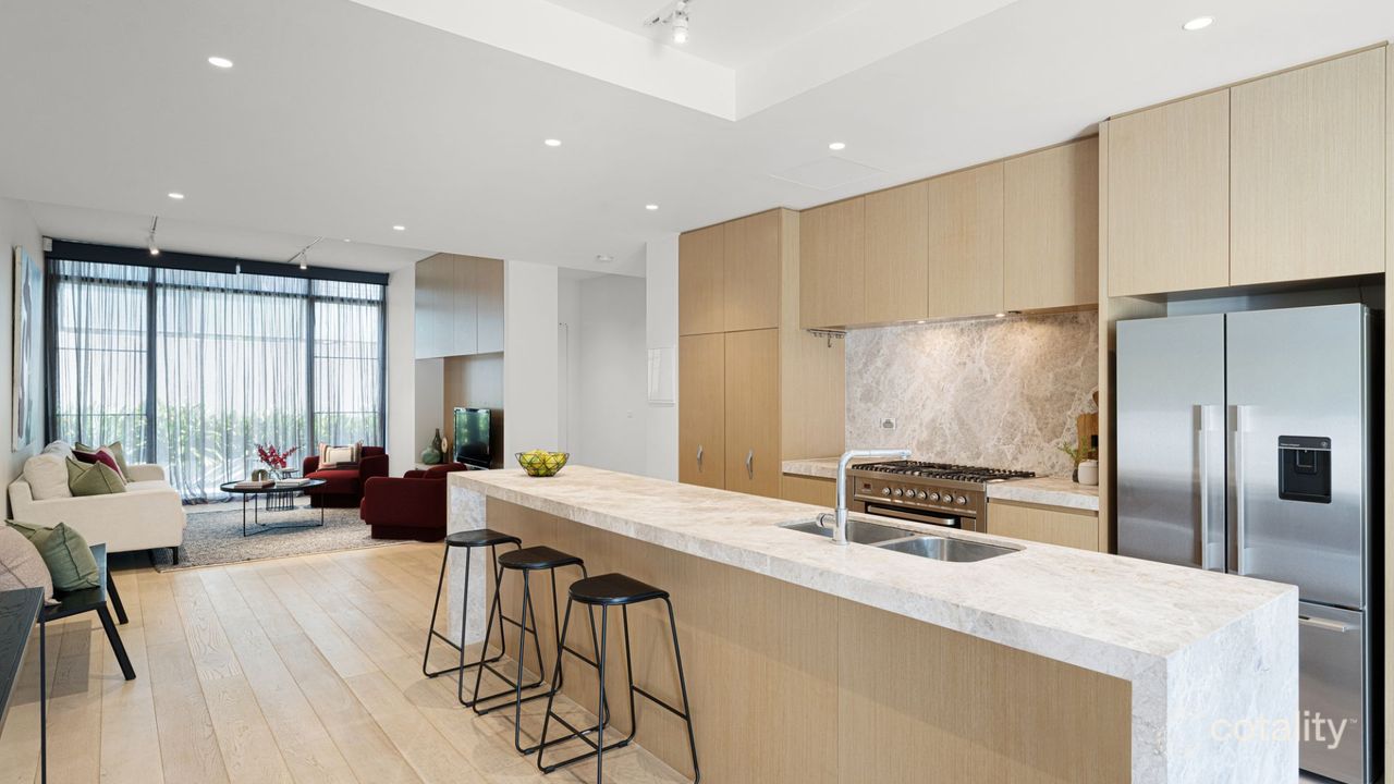 3-bedroom unit at 2/12C Spring Road, Malvern, VIC 3144, Stonnington Council, Victoria