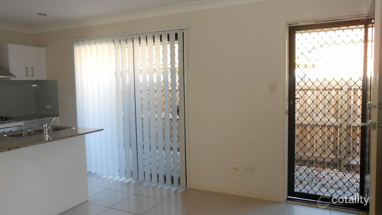 5-bedroom house at 2/4 Gillam Crescent, Bray Park, QLD 4500, Moreton Bay, Queensland