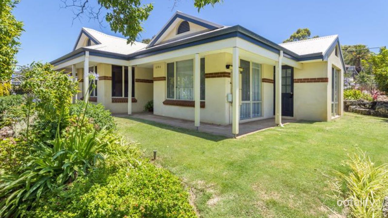 3-bedroom house at 15 Yeovil Crescent, Bicton, WA 6157, Melville, Western Australia