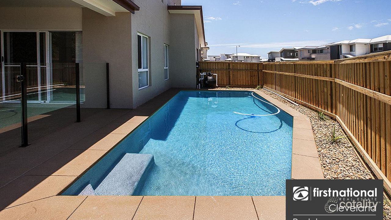 5-bedroom house at 2 Poppy Street, Thornlands, QLD 4164, Redland, Queensland