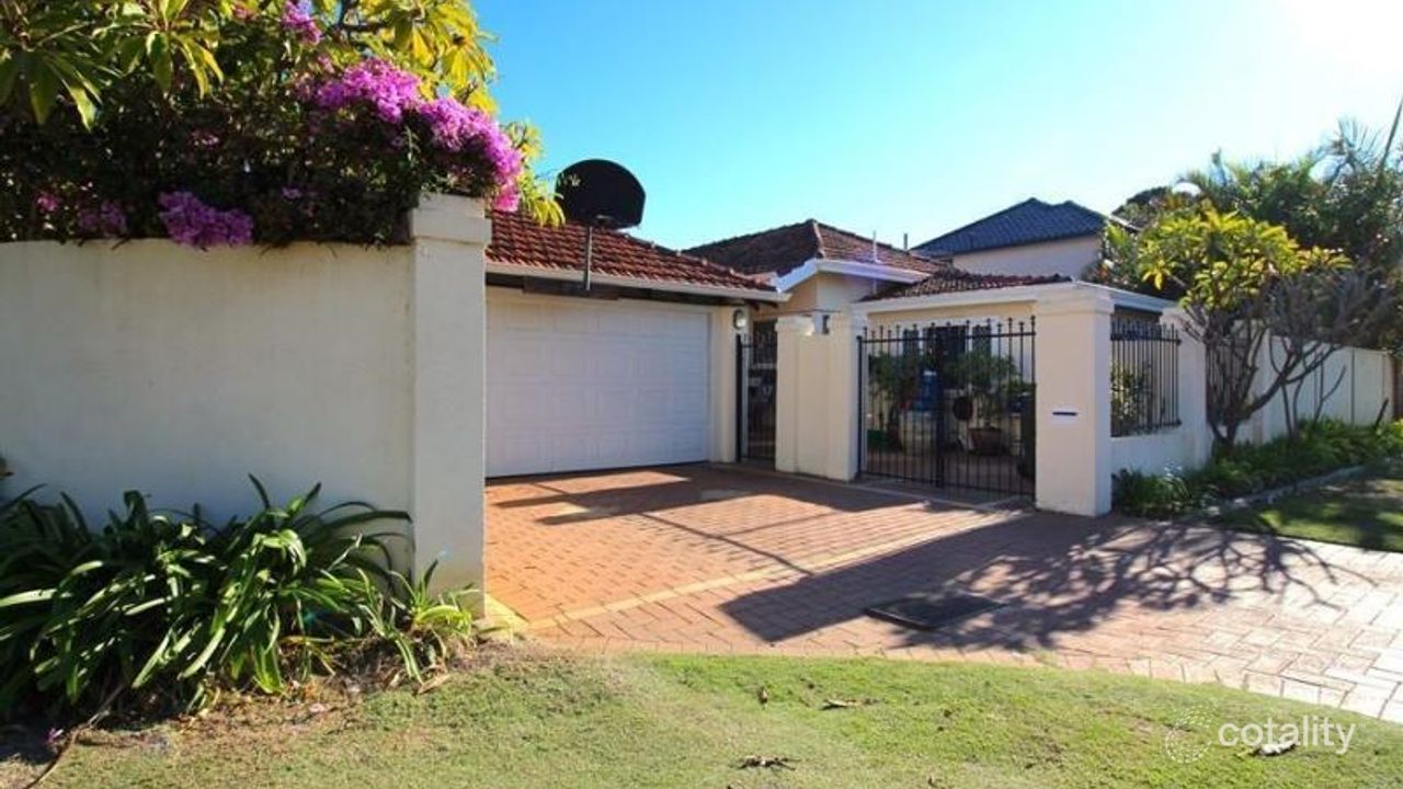 3-bedroom house at 40 Macrae Road, Applecross, WA 6153, Melville, Western Australia