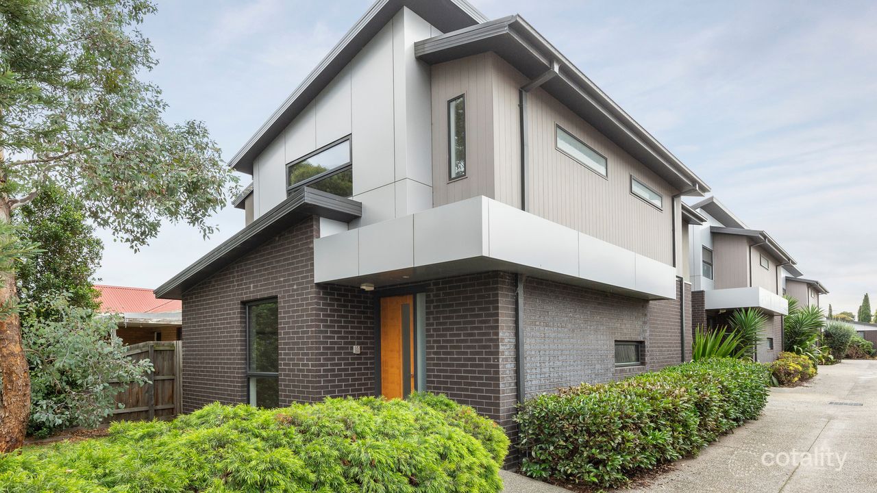 3-bedroom unit at 1/4 Essex Street, Pascoe Vale, VIC 3044, Merri-bek Council, Victoria
