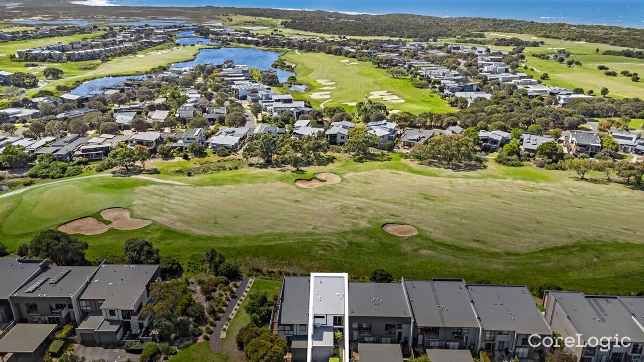 3-bedroom unit at 15 Shore Place, Surf Coast Council, Victoria