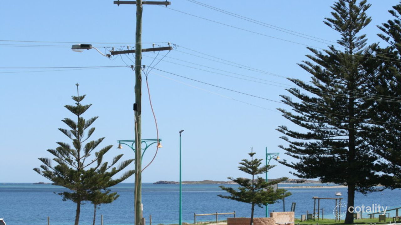 3-bedroom house at 25 Mccormick Street, Warnbro, WA 6169, Rockingham, Western Australia