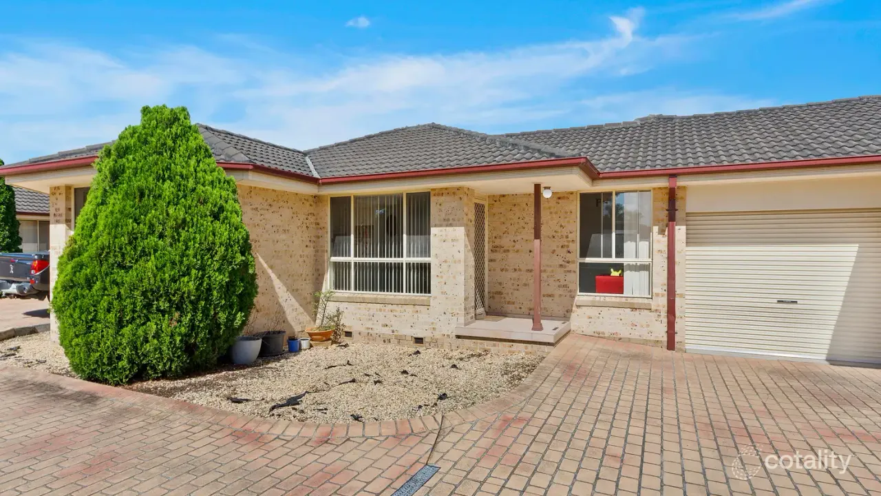 3-bedroom unit at 2/115 Terry Street, Albion Park, NSW 2527, Shellharbour, New South Wales